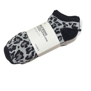 5 Pairs Forever 21 Ankle Socks Leopard Print Black/Gray/White One Size women